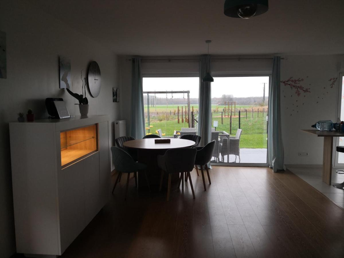 Maison Individuelle, Campagne, 3 Chambres, Baignoire Balneo 2 Places Genech Extérieur photo